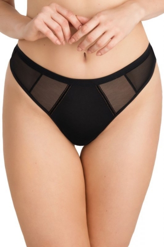 Figi stringi z ozdobnymi przeszyciami Gorsenia Just Black 826 czarne