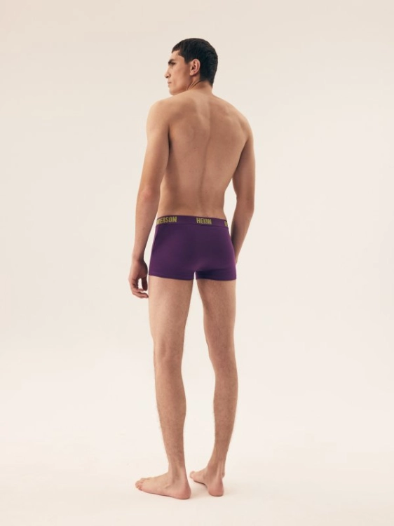 799-HENBX42589-MLC_3.jpg