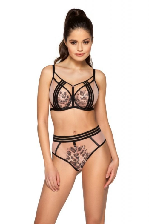 799-NOVFIANGE-CHA_3.jpg