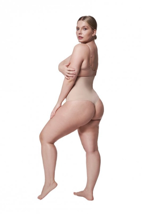 799-JULST275-NAT_7.jpg