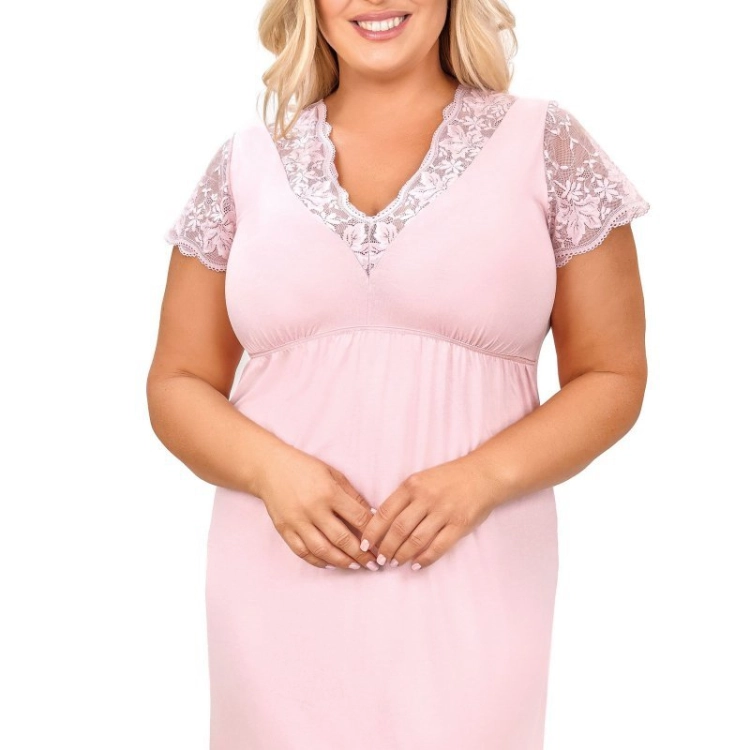 Wiskozowa koszula nocna plus size z koronką Donna Sonia pudrowy róż – ujęcie 2